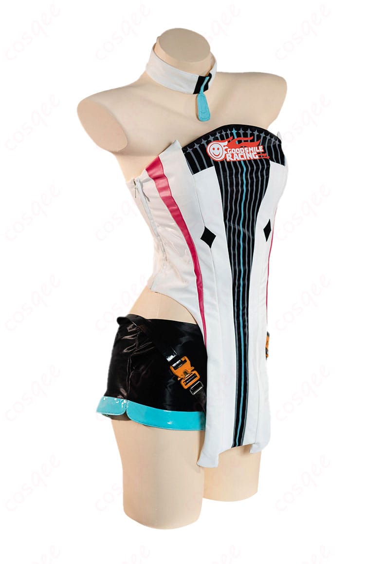 初音ミク レーシングミク2026Ver. 右側面。ウエストラインとショートパンツのカッティング、側面パネルの立体感を強調。