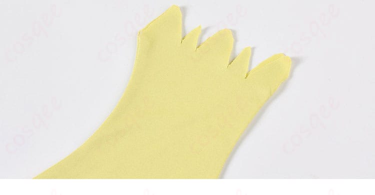 MEMちょ衣装の手袋口の仕立てとフィット感の近接