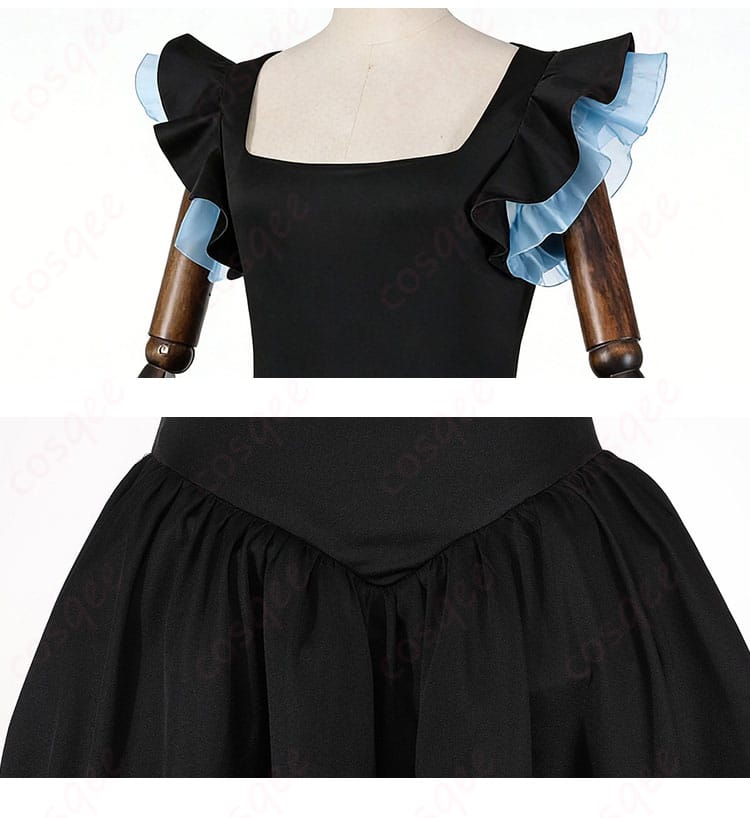 黒川あかね 劇団ララライ衣装の装飾・留め具ディテール。上品な意匠とはだけ防止の構造が分かる接写