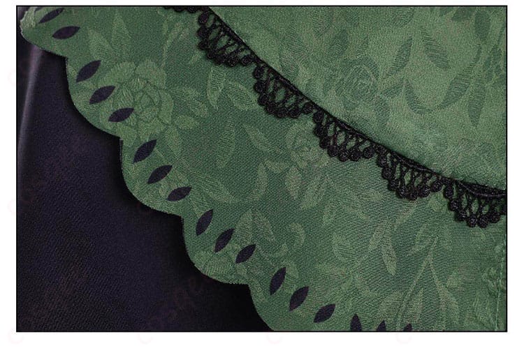 遠野ハンナ衣装 生地の柄と装飾モチーフのディテール