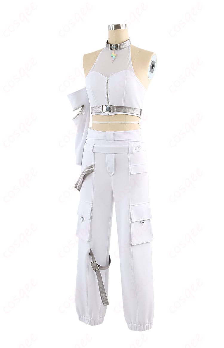 巡音ルカ アクセラレイト衣装の左側ディテール。ベルト位置とパンツのサイドライン、ハリ感のある生地表情。