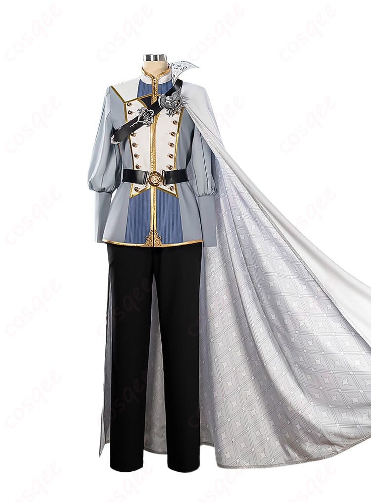 マント全体の装飾と縁取り、留め具のディテールが分かる写真