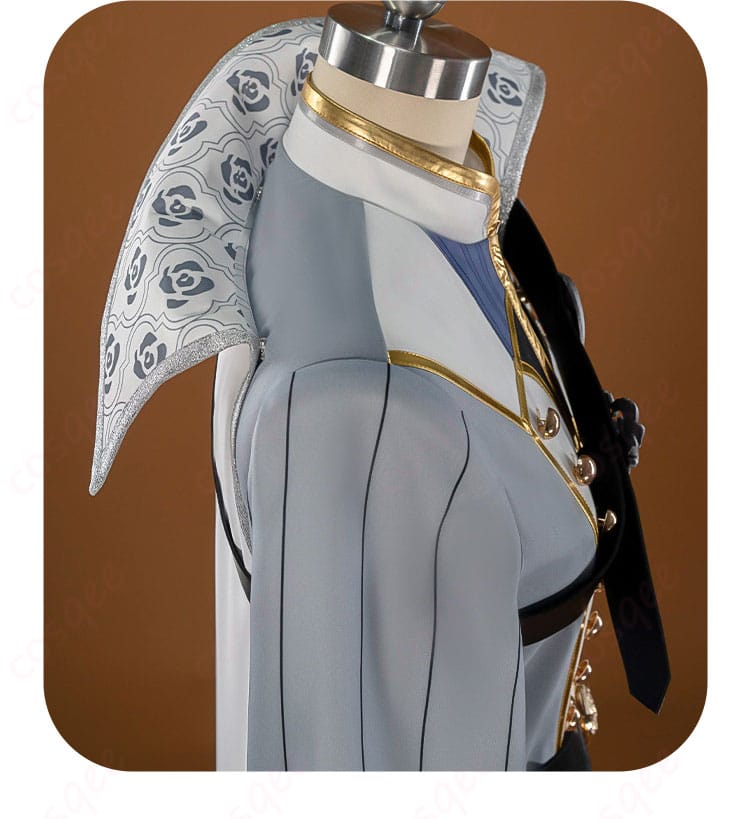 肩と袖口の装飾、エッジの合成皮革使いの詳細