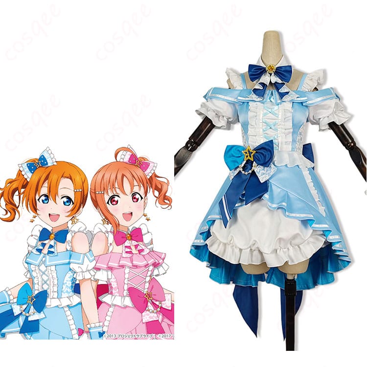 高坂穂乃果 μ's×Aqoursコラボ衣装を着用した人物全身。髪飾り・耳飾り・靴下まで揃ったコーデの雰囲気が分かる画像