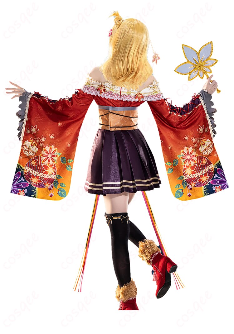 カチューシャと髪花飾りのアップ。紅葉モチーフの色味と質感が分かる写真