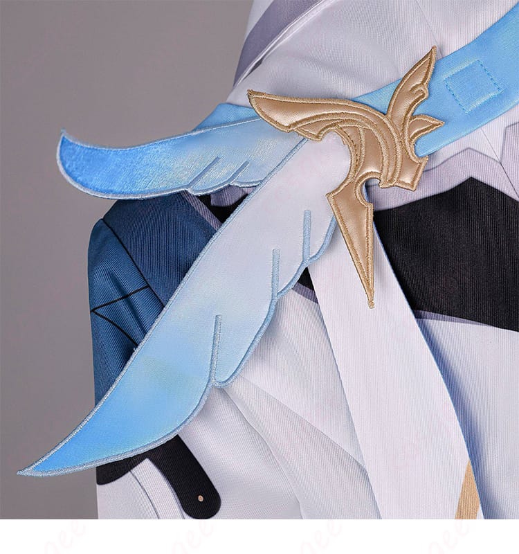 原神 旅人・空 真実の月コスプレ衣装の背肩モチーフ装飾の近接写真