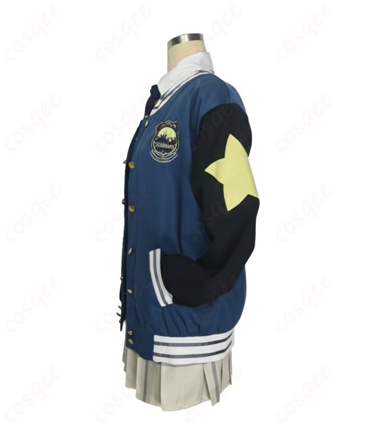 薄葉リツ 制服コートの留め仕様とはだけにくい前合わせ構造のクローズアップ