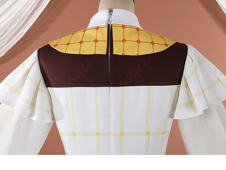 背面ファスナーの仕様と開閉ディテール