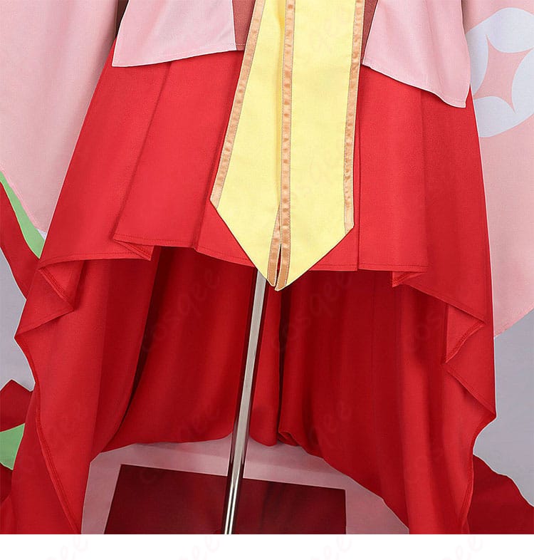 裾まわりの装飾・配色・ドレープ感のディテール画像