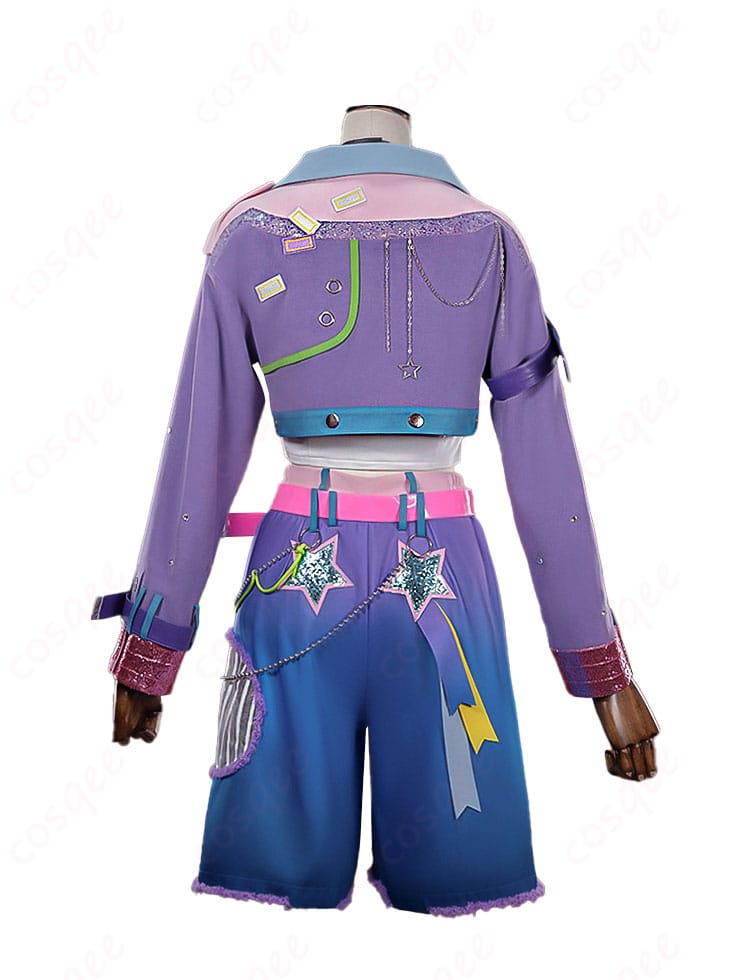 桜河こはく ステージ衣装の背面デザインとチェーン配置