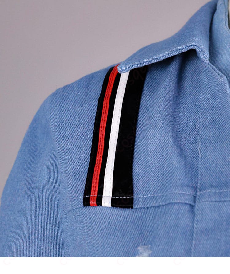 ジャケットの襟デザインとステッチが見えるディテール