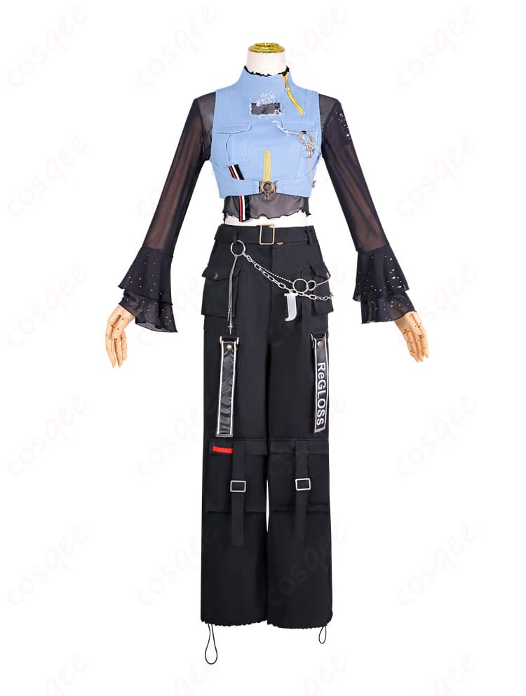 衣装全体の装飾ディテールと質感の寄り