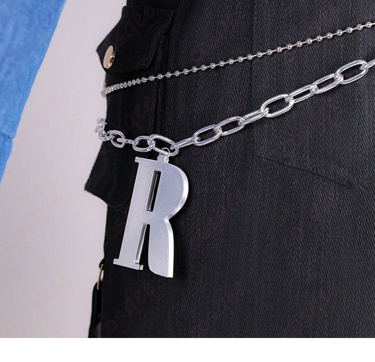 腰元のRロゴ装飾パーツの造形と固定方法ディテール