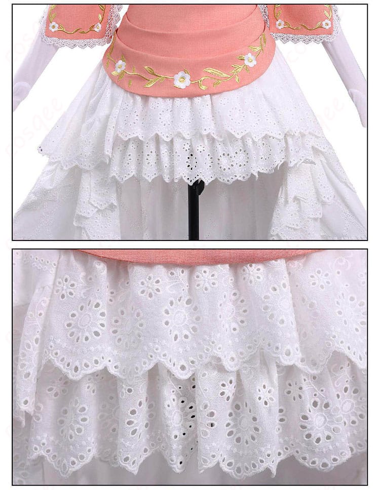 ワンピース裾（スカート）装飾のクローズアップ