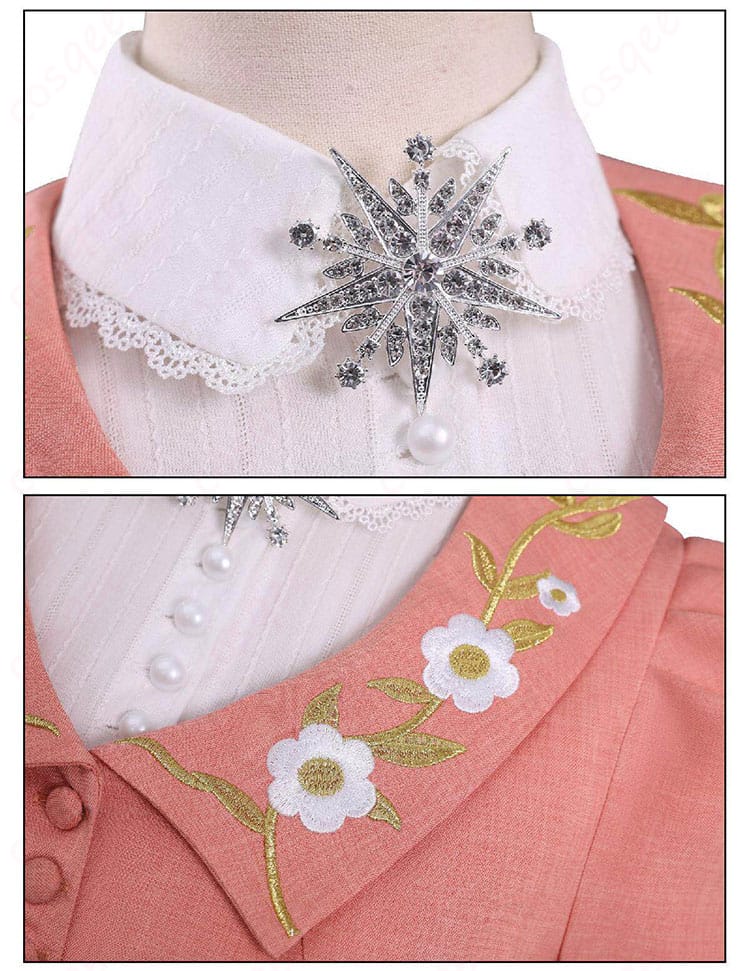 ネックラインと襟飾りのアップ（上品な装飾）