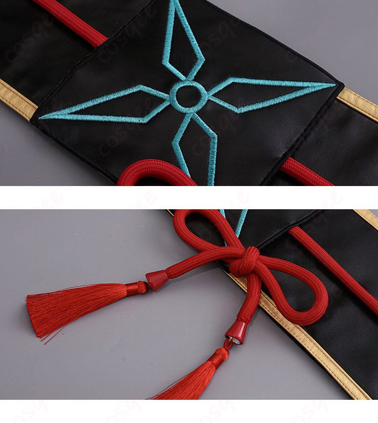 コルセットベルト（腰封）中央装飾とステッチの近接写真