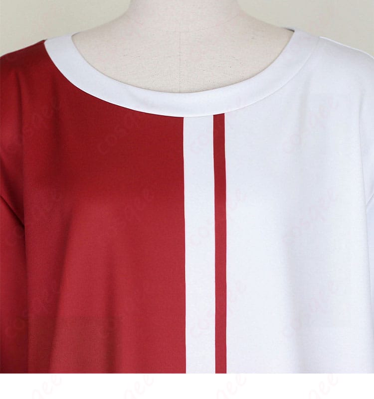 明導アキナ コスプレ衣装の襟元・ネック周りディテール（配色と縫製）