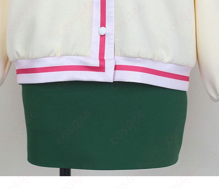 大倉メグミ 制服コスプレのコート裾・見返し部分の仕立て