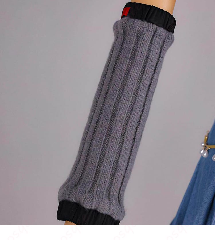 アームカバーの装飾・留め具・生地テクスチャ