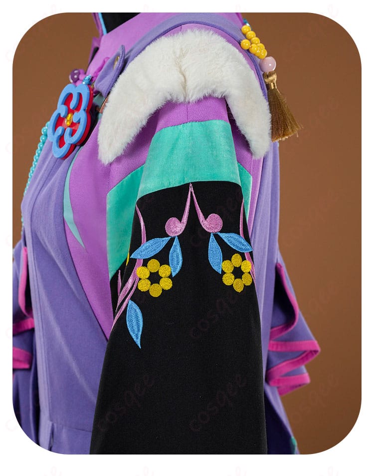 肩と袖の装飾ディテール（ラインテープと飾りパーツ）