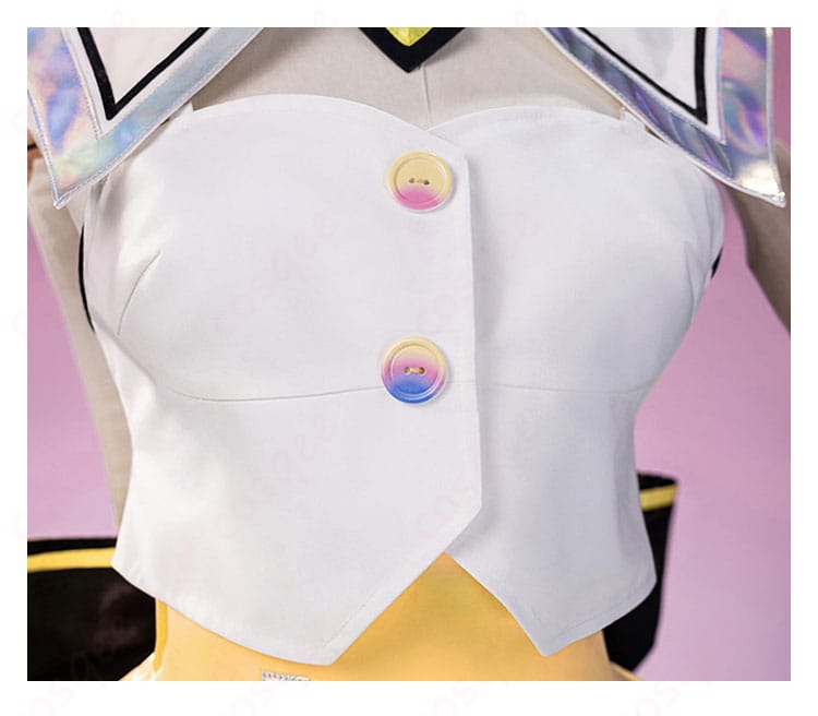 前合わせ（前立て）装飾とステッチの細部