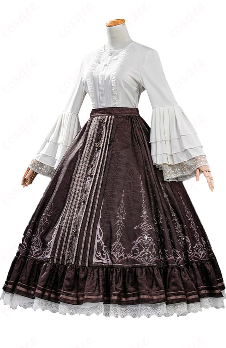 スカート装飾のレースや切替ディテールの近接写真