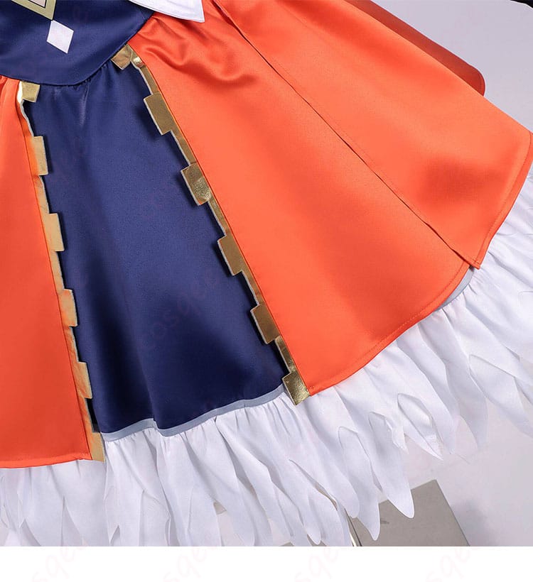 スカート裾の装飾ディテール（ラインとボリューム）