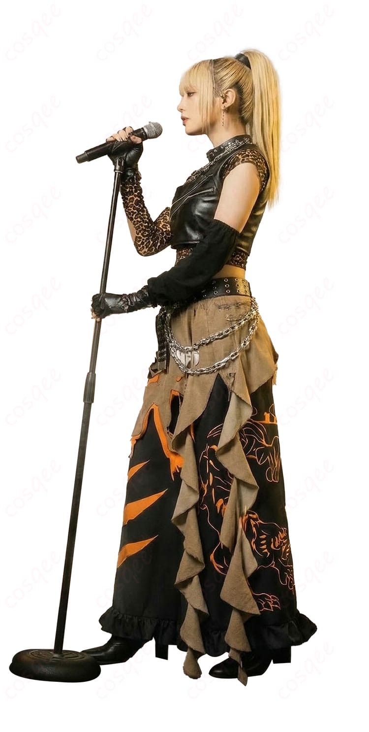 ホロライブ系ステージ衣装の側面シルエット画像（腰布とチェーンの見え方）