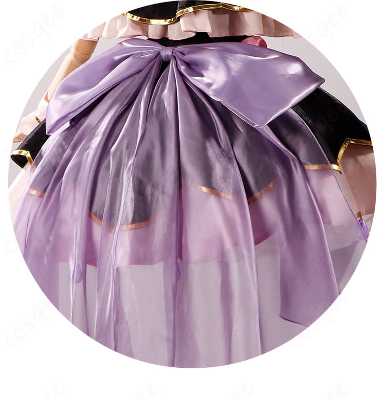 背面蝶結びのアップ：立体感と結び目の構造がわかる写真