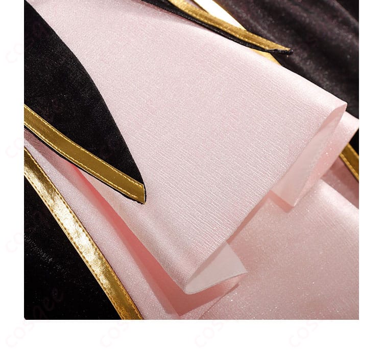 裾まわりの装飾ディテール：スカートヘムの意匠とコントラスト配色