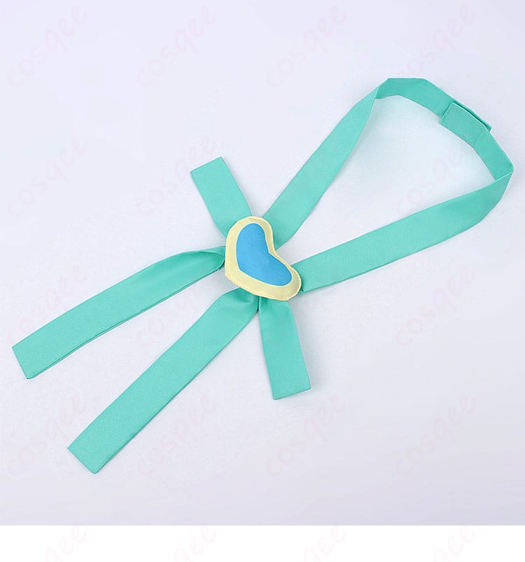 首元アクセ（チョーカー）のデザインと留め具周りのアップ