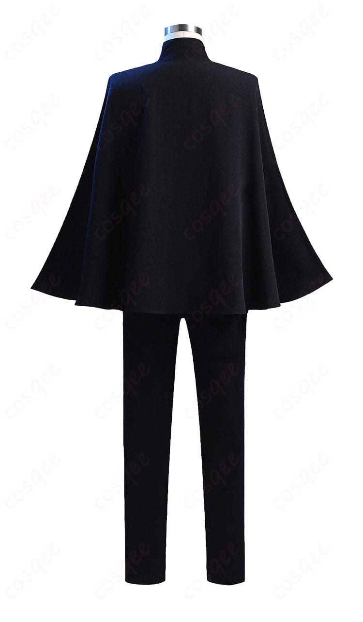 禪院真希 戦闘衣装の背面全体図（マントの落ち感とシルエット）