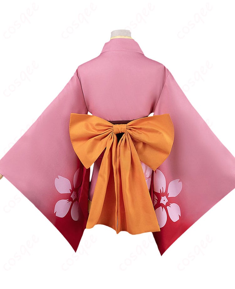 無名 浴衣コスプレ衣装の背面全体。大きな背面蝶結びとシルエットの流れを示す画像