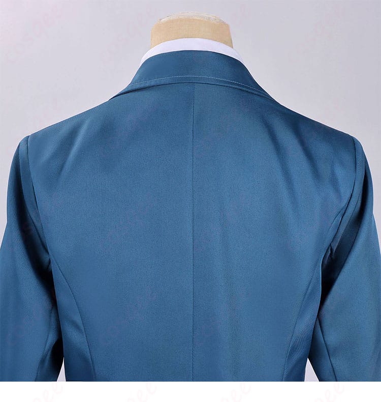 背肩ヨーク部分のステッチと切替。後ろ姿のシルエットを整える構造が分かる