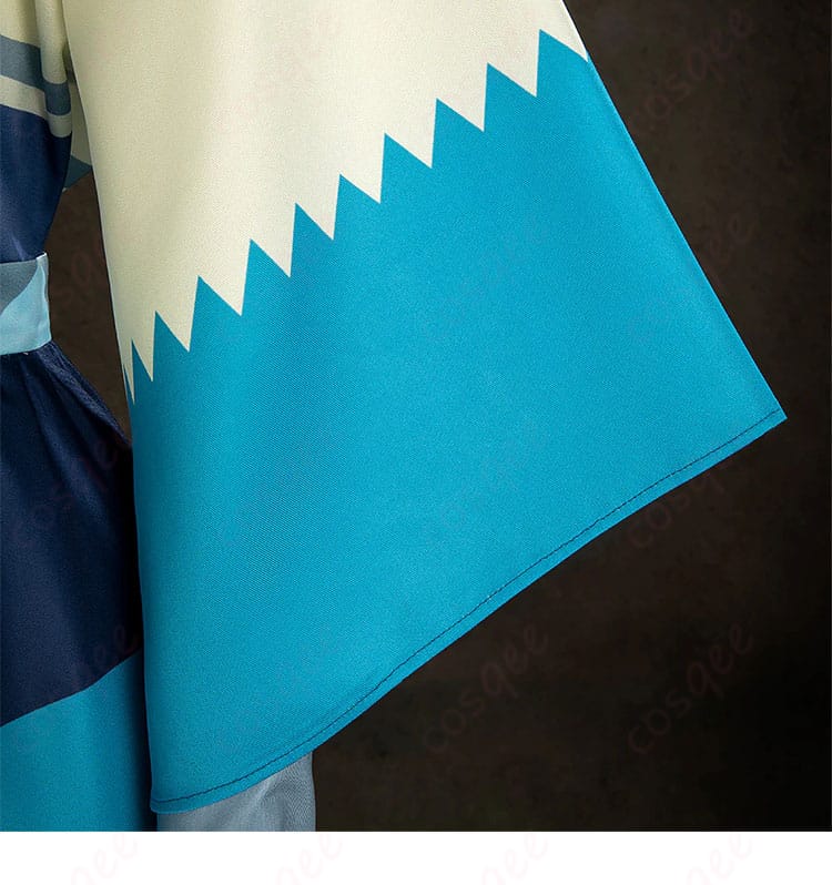 袖口デザインとライン装飾のディテール