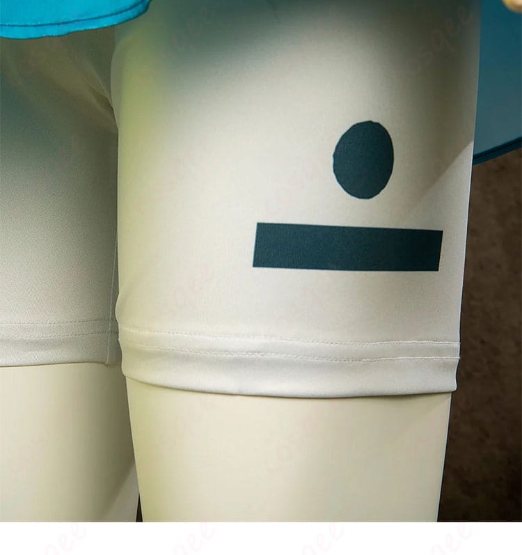 ショートパンツの装飾とステッチディテール