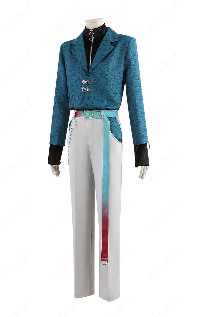 コート左側ディテール。ポケットまわりの切替と生地のハリ感、落ち感の対比を強調。