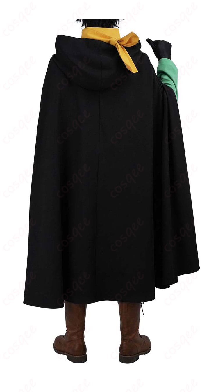 ナツキ・スバル新衣装コスプレの背面全身カット(マントの長さと背面ラインを表示)