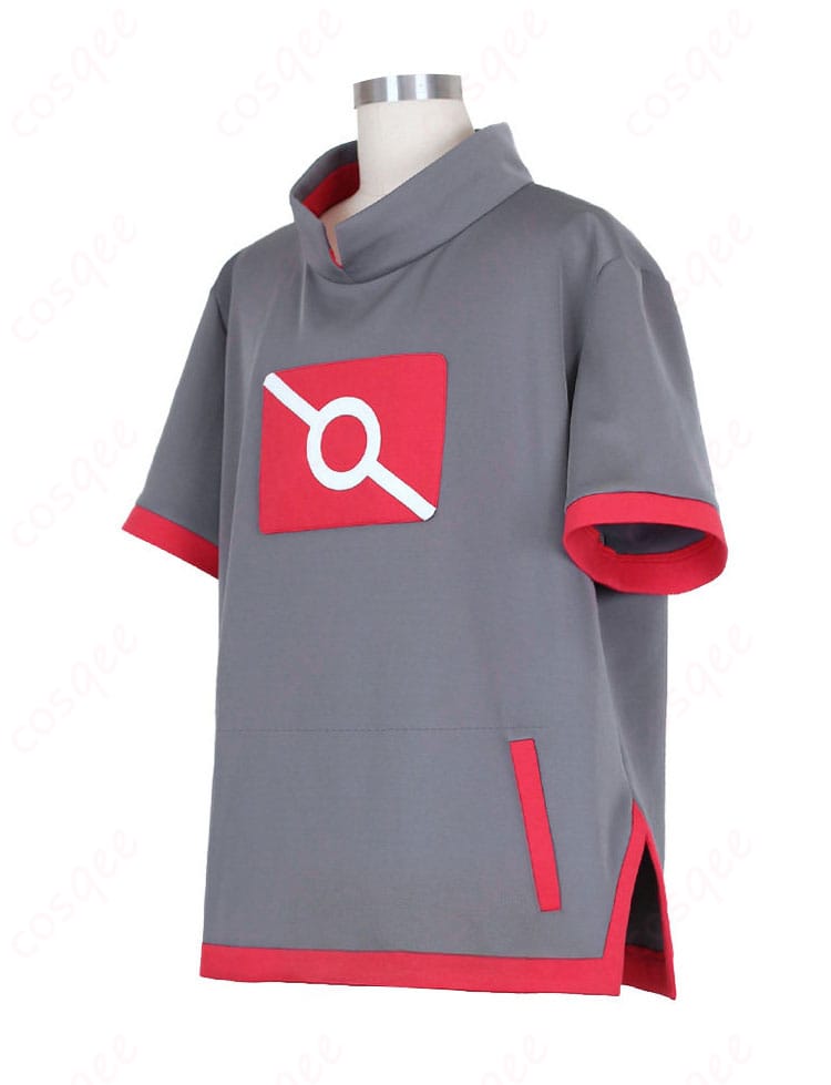 ゴウ 通常衣装パーカーの側面。袖丈や身幅のゆとり、フードの立ち上がりを示す