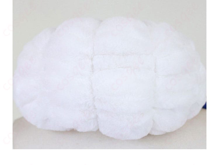 ネックアクセ背面の留め位置と処理。髪下ろし時の干渉を抑える仕様