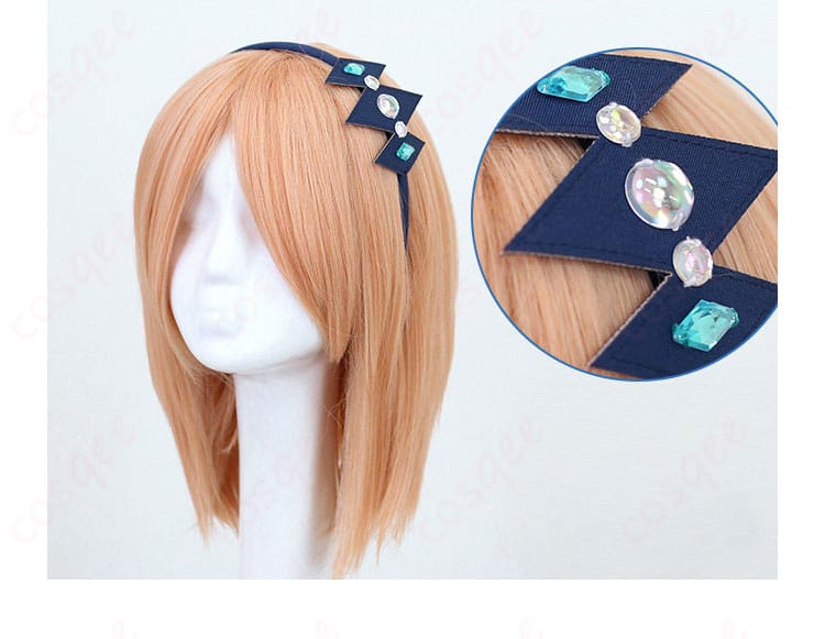 髪飾りパーツの質感と留め部分のクローズアップ