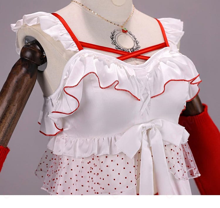 襟まわりの装飾ディテール(カーディガン×ワンピのレイヤー)