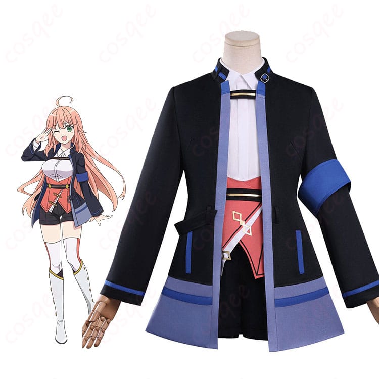 キャロライン・イングロット風コスプレ衣装の全体イメージ。コートとショートパンツのセットアップを正面から表現