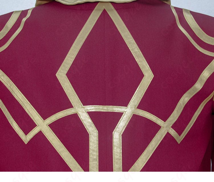 背肩部の装飾ディテール。エポレット風パーツとステッチの走りをクローズアップ。