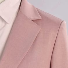 桃瀬成海 ピンクスーツ衣装｜高再現×ハリ感シルエットで撮影映え - 4枚目の画像（サムネイル）