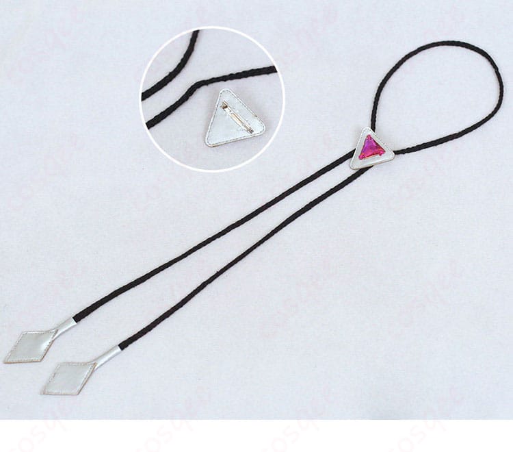 ネックレスのトップデザインと留め具ディテール