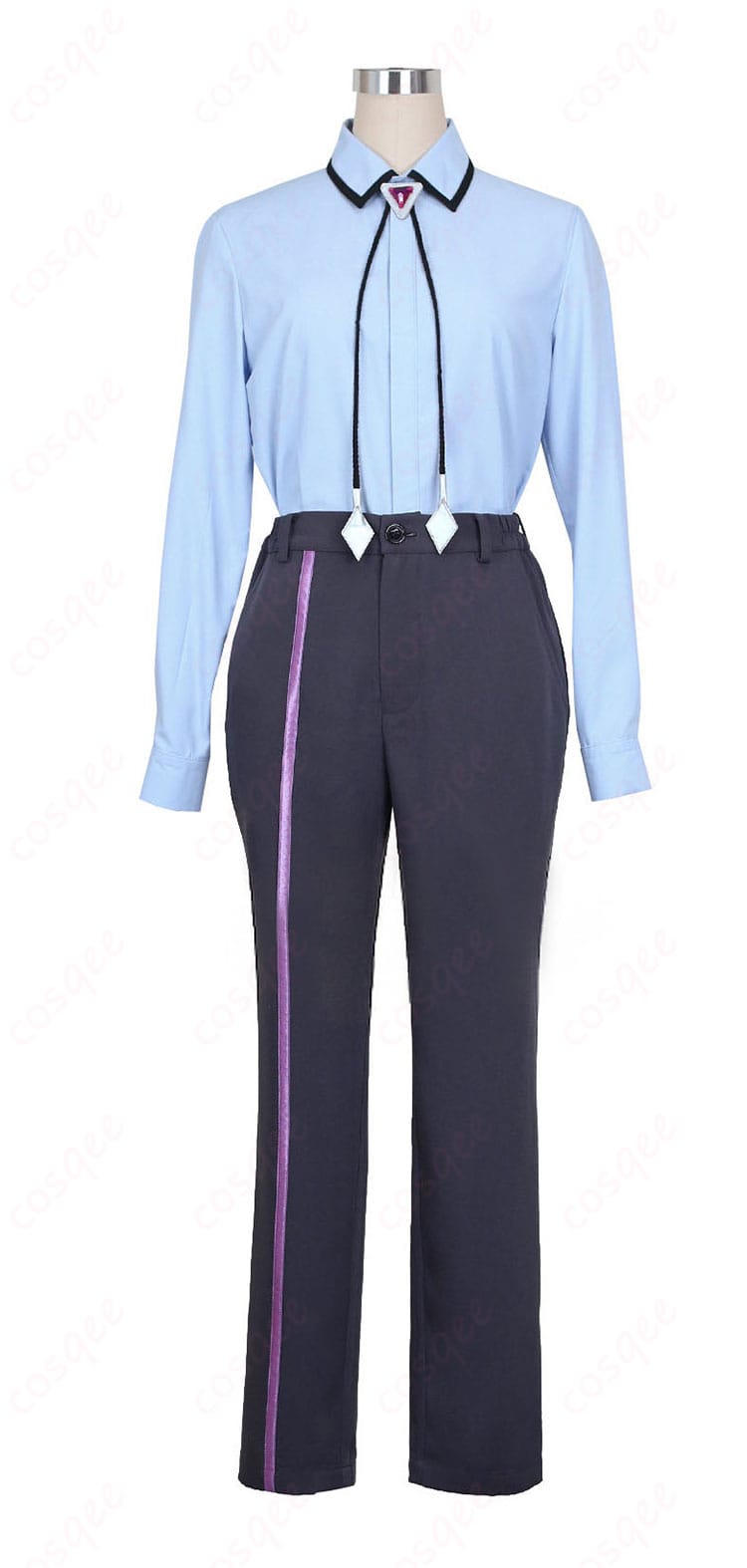 インナーのベストとパンツ正面のステッチ・留め具ディテール