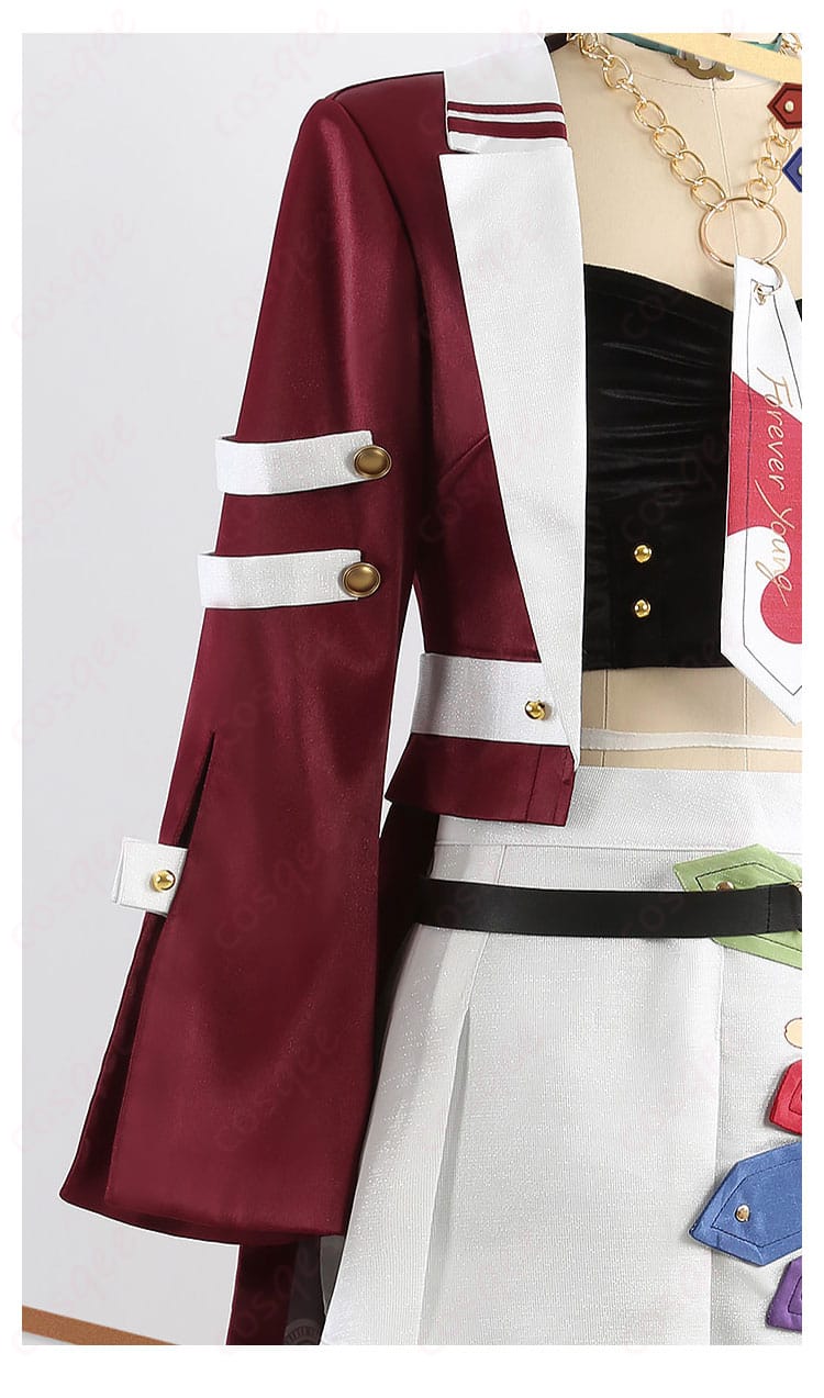 袖口飾りとカフスのアップディテール