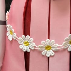 春夏秋冬代行者・花葉雛菊の春の舞和装を軽やかに再現するコスプレ衣装 - 4枚目の画像（サムネイル）