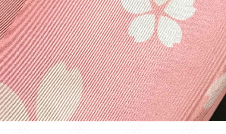 花葉雛菊コスプレ衣装に使用した生地と装飾部分の質感ディテール